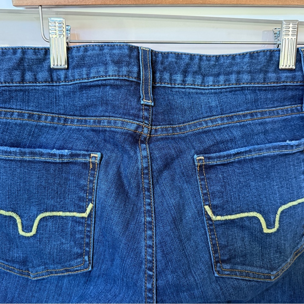 Kimes Ranch Sarah Women's Boot Cut Jeans - Picture 3 of 7
